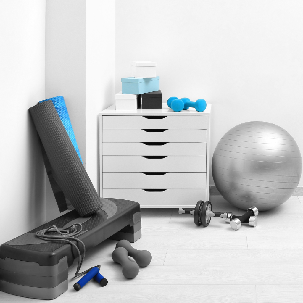Well-equipped physiotherapy room with gym tools for the best sports injury physiotherapy in JP Nagar.